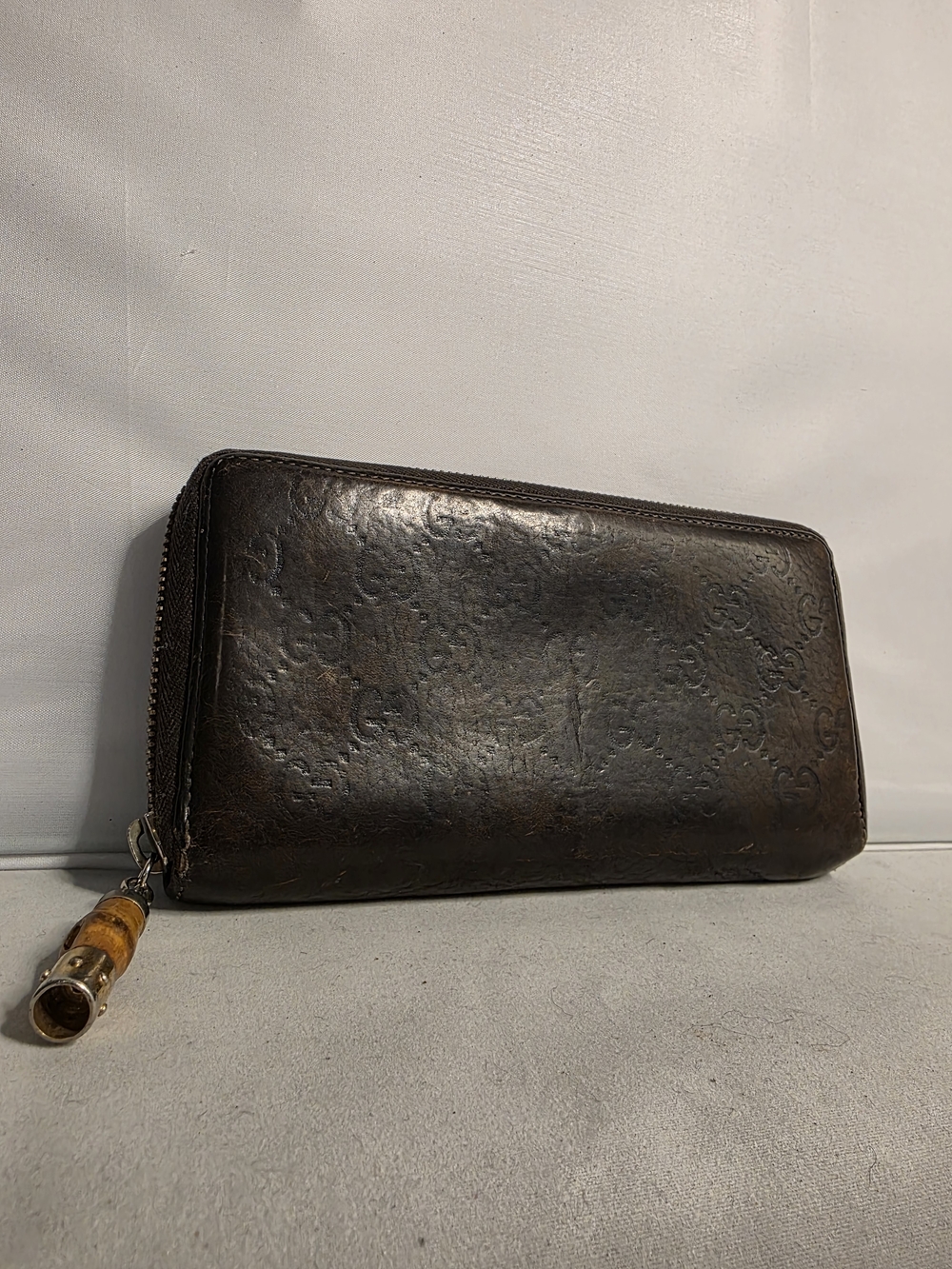 Gucci Dark Brown Leather Zip Wallet Bamboo Zipper Pull